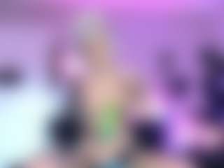 Iveystrigoi's Live Sex Cam Show