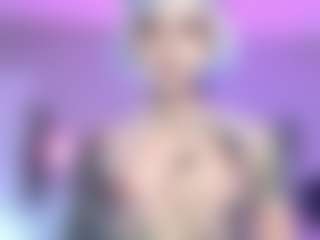 Iveystrigoi's Live Sex Cam Show