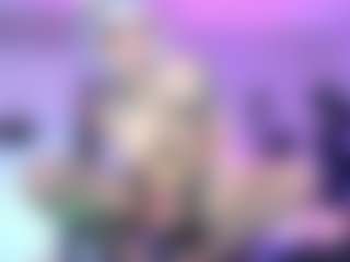 Iveystrigoi's Live Sex Cam Show