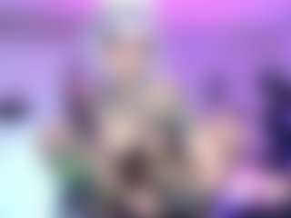 Iveystrigoi's Live Sex Cam Show