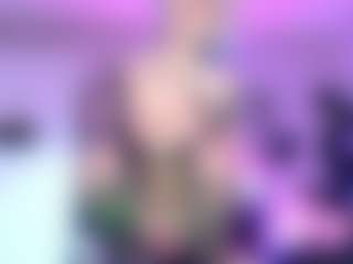 Iveystrigoi's Live Sex Cam Show