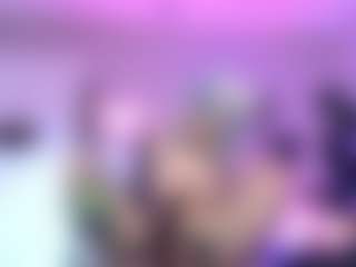Iveystrigoi's Live Sex Cam Show