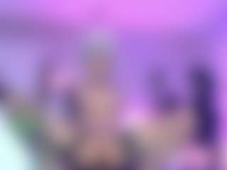Iveystrigoi's Live Sex Cam Show
