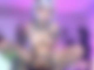 Iveystrigoi's Live Sex Cam Show