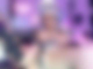 Iveystrigoi's Live Sex Cam Show
