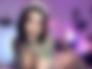 Iveystrigoi's Live Sex Cam Show