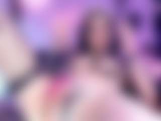 Iveystrigoi's Live Sex Cam Show