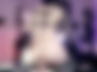 Iveystrigoi's Live Sex Cam Show