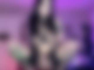 Iveystrigoi's Live Sex Cam Show