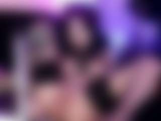 Iveystrigoi's Live Sex Cam Show