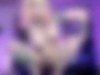 Iveystrigoi's Live Sex Cam Show