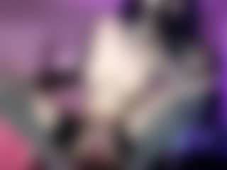 Iveystrigoi's Live Sex Cam Show