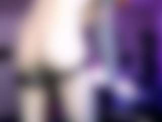 Iveystrigoi's Live Sex Cam Show