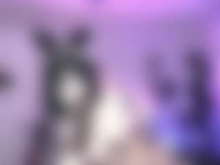 Iveystrigoi's Live Sex Cam Show
