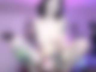 Iveystrigoi's Live Sex Cam Show