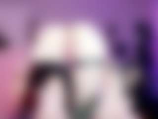 Live cam show with Iveystrigoi - Goth on TeamSkeetLive