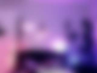 Iveystrigoi's Live Sex Cam Show