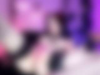 Iveystrigoi's Live Sex Cam Show
