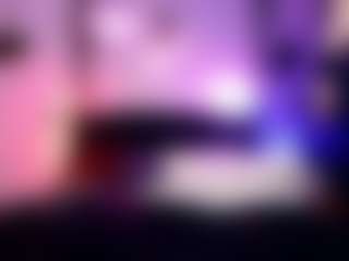 Iveystrigoi's Live Sex Cam Show