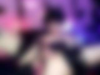 Iveystrigoi's Live Sex Cam Show