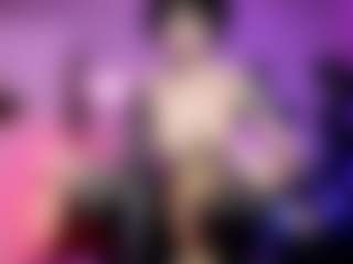 Iveystrigoi's Live Sex Cam Show