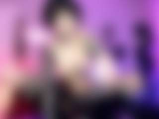 Iveystrigoi's Live Sex Cam Show