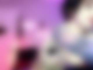 Iveystrigoi's Live Sex Cam Show