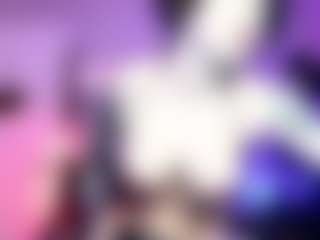 Iveystrigoi's Live Sex Cam Show