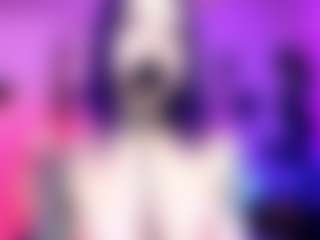Iveystrigoi's Live Sex Cam Show