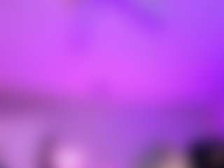 Iveystrigoi's Live Sex Cam Show