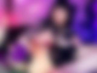 Iveystrigoi's Live Sex Cam Show