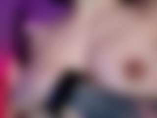 Iveystrigoi's Live Sex Cam Show