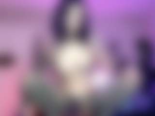 Iveystrigoi's Live Sex Cam Show