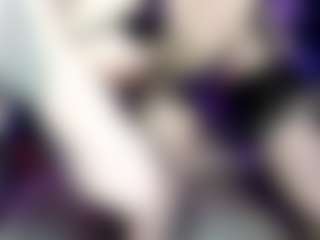 Iveystrigoi's Live Sex Cam Show