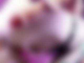 Iveystrigoi's Live Sex Cam Show