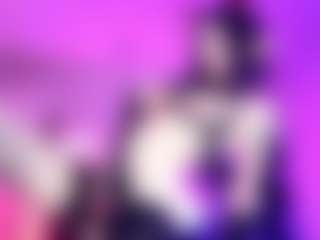 Live cam show with Iveystrigoi - Blue Eyes on madthumbs