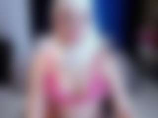 Live cam show with SofiaaRivera - Facial on crypto-cams