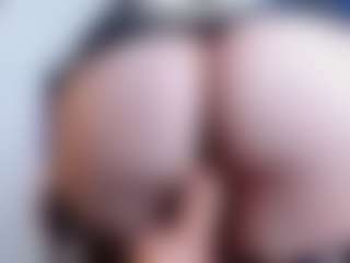 Live cam show with SofiaaRivera - Massage on friskycurves.com