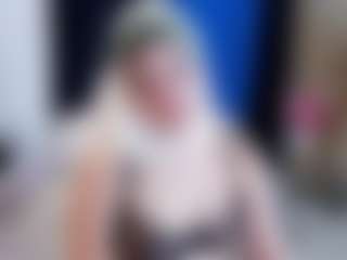 Live cam show with SofiaaRivera - Curvy on Soda Cam