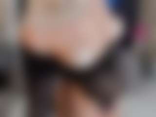 Live cam show with SofiaaRivera - Smoking on madthumbs