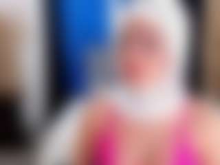 Live cam show with SofiaaRivera - Cute on Free Soda