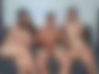 Live cam show with Lucy - Lovense on Dolls Live