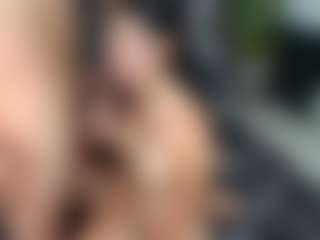 Live cam show with Lucy - Petite on dropp.cam