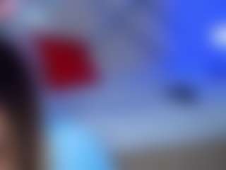 Live cam show with camiRouxx - Average on Camsoda