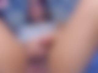 Live cam show with camiRouxx - Big Balls on TeamSkeetLive