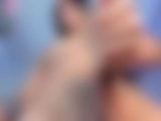 Live cam show with camiRouxx - HD on TeamSkeetLive