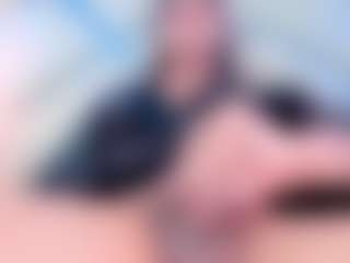 Live cam show with camiRouxx - Big Balls on CamSextacy
