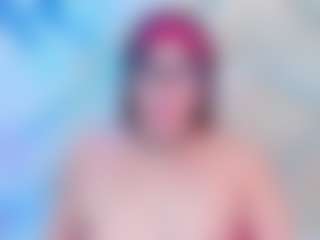 Live cam show with camiRouxx - Orgasm on Milf Play