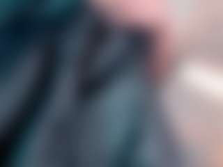 Live cam show with camiRouxx - Blonde Hair on Milf Play