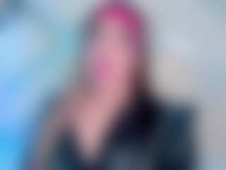 Live cam show with camiRouxx - Self Suck on Camsoda